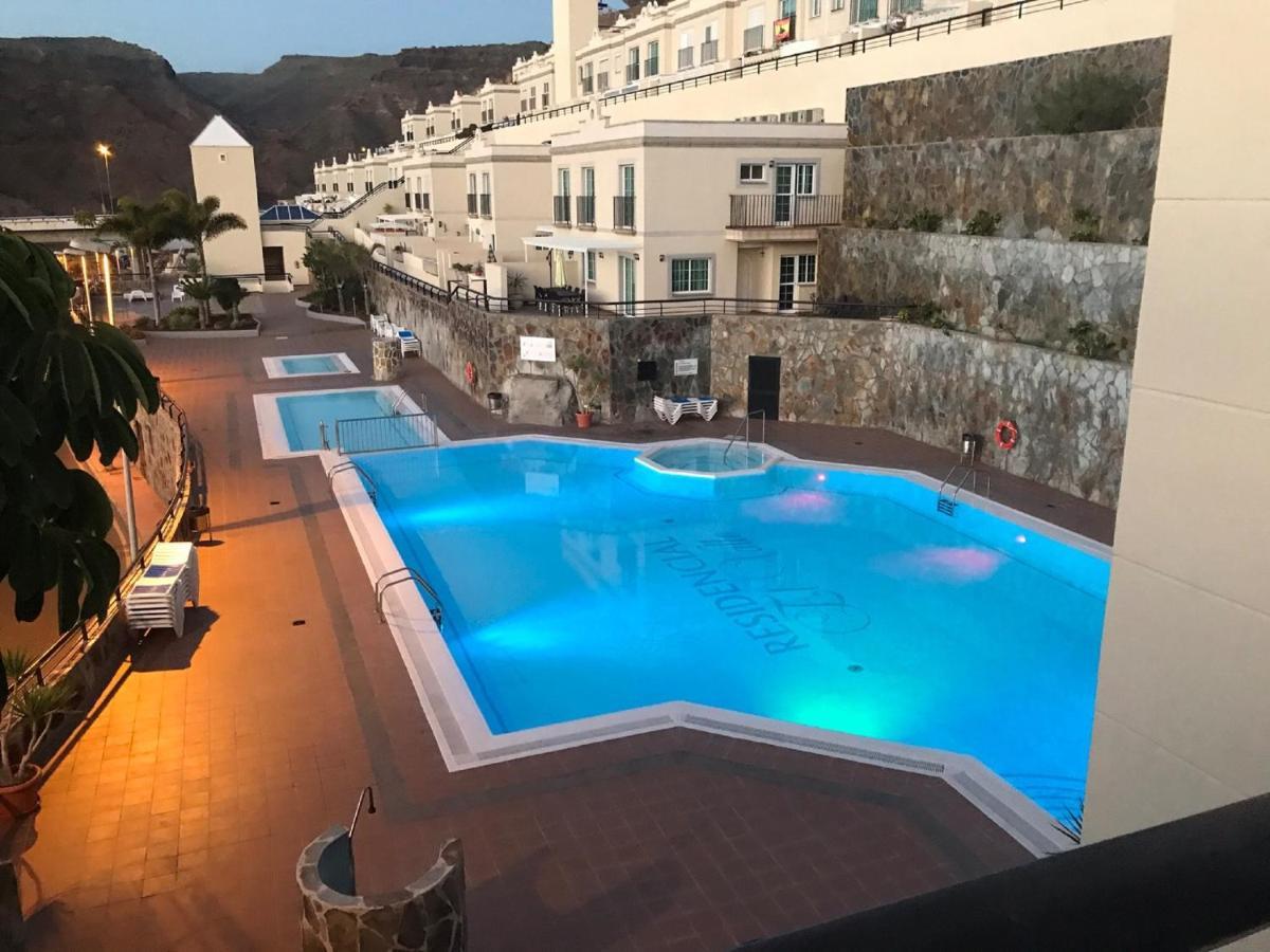 Modern Family Home Above Swimming Pool Пуэрто Рико Экстерьер фото