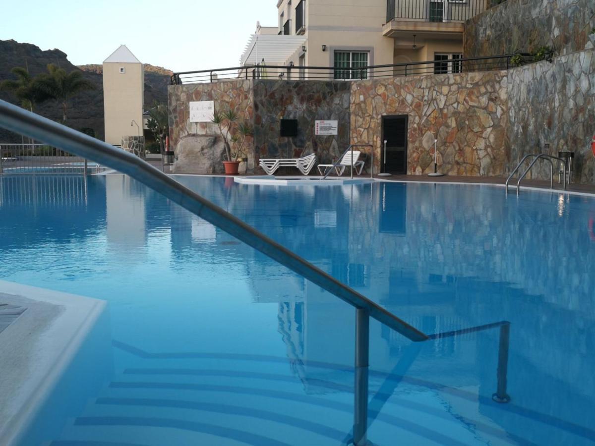 Modern Family Home Above Swimming Pool Пуэрто Рико Экстерьер фото